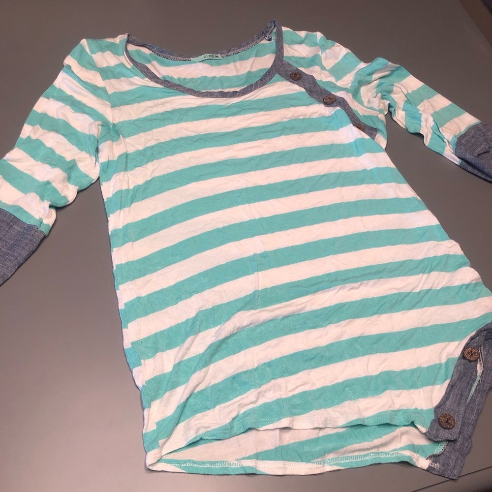 Three quarter length shirt